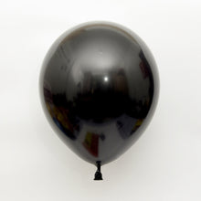 Load image into Gallery viewer, 112pcs Black Gold Series Balloon Chain Set Graduation Party Wedding Decoration
