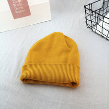 Lade das Bild in den Galerie-Viewer, Warm Winter Knit Beanie Hats Hat Women Autumn and Winter Thickening Soft All-Matching Woolen Hat Men Unisex
