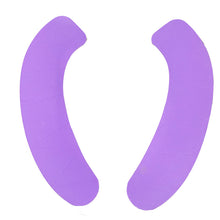 Load image into Gallery viewer, 3pcs Silicone Toilet Mat Self-Adhesive Adsorption Silicone Toilet Seat Travel Portable
