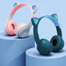 Lade das Bild in den Galerie-Viewer, Cute Cat LED Earphones Wireless Headphones Muisc Stereo Bluetooth Headset LED Light Ear Microphone for Online Learning Kids Gift
