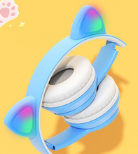 Lade das Bild in den Galerie-Viewer, Cute Cat LED Earphones Wireless Headphones Muisc Stereo Bluetooth Headset LED Light Ear Microphone for Online Learning Kids Gift
