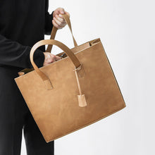 Lade das Bild in den Galerie-Viewer, Backpack Pitot   with Zipper Trendy Crossbody Hand  Men Women One-Shoulder shoulder bag
