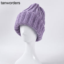 Lade das Bild in den Galerie-Viewer, Warm Winter Knit Beanie Hats Women's Autumn and Winter New Coarse Yarn Solid Color Casual All-Matching Unisex
