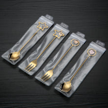 Lade das Bild in den Galerie-Viewer, 304 Stainless Steel Flatware Sets Heart-Shaped Coffee Stir Spoon Dessert Spork
