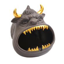 Lade das Bild in den Galerie-Viewer, Ashtray Cow  Funny Cute Creative Ceramic Trend Living Room Windproof Prevent Fly Ash Tide Ashtray
