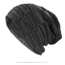 Lade das Bild in den Galerie-Viewer, Warm Winter Knit Beanie Hats Spot Mixed Colors Autumn and Winter Men's and Women's Fleece-Lined Thick Windproof Pullover Unisex
