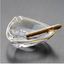 Lade das Bild in den Galerie-Viewer, Ashtray Creative Crystal Glass  Modern Office Large Simple Light Luxury Cigar Ashtray
