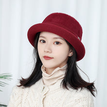 Load image into Gallery viewer, Warm Winter Knit Beanie Hats Middle-Aged and Elderly Girl's Cap Fleece-Lined Aunt Mother-in-Law Bucket Hat Autumn and Winter Travel Unisex
