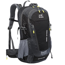 Lade das Bild in den Galerie-Viewer, Outdoor Backpack Sports Bag Waterproof Hiking Backpack Travel Backpack
