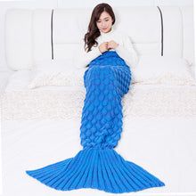 Lade das Bild in den Galerie-Viewer, Baby Photography Mermaid Blanket Scale Knitted Mermaid Tail Children's Blanket
