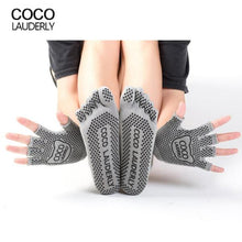 Lade das Bild in den Galerie-Viewer, 1 Set Yoga Socks Gloves Women Non-slip Five Finger Toe Socks Pilates Massage Athletic Sport Socks Gloves Set
