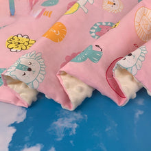 Lade das Bild in den Galerie-Viewer, Small Blanket Kindergarten Lunch Break Blanket Cover Blanket Children's Four Seasons Quilt Air Conditioning Blanket
