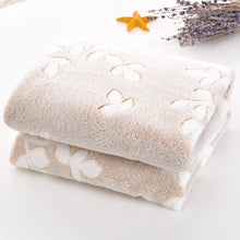 Load image into Gallery viewer, Blanket Flannel Nap Blanket Children's Small Blanket Quilt Single Thin Summer Air Conditioning Blanket
