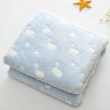 Load image into Gallery viewer, Blanket Flannel Nap Blanket Children's Small Blanket Quilt Single Thin Summer Air Conditioning Blanket
