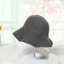 Lade das Bild in den Galerie-Viewer, Warm Winter Knit Beanie Hats Summer Women's Fashion Sun-Proof Outdoor Fisherman Unisex
