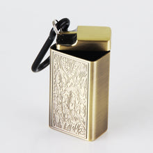 Lade das Bild in den Galerie-Viewer, Ashtray Mini  Comes Keychain Climbing Button Carabiner Metal Outdoor Ashtray

