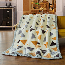 Lade das Bild in den Galerie-Viewer, Thickened Laschel Blanket Cover Blanket Winter Super Soft Double-Layer Wedding Blanket Flannel
