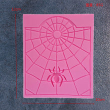 Lade das Bild in den Galerie-Viewer, 2x Halloween Xmas Christmas Gifts Decoration Baking Spider Silicone Mold
