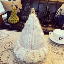 Load image into Gallery viewer, Warm Winter Knit Beanie Hats Korean Style Dongdaemun New Two-Tone Ladies Unisex
