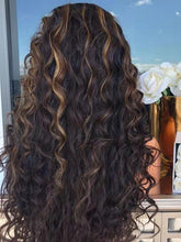 Lade das Bild in den Galerie-Viewer, Women Wig Black Highlight Medium Long Curly Hair Synthetic Wigs W384

