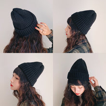 Lade das Bild in den Galerie-Viewer, Warm Winter Knit Beanie Hats Wool Women Korean Style Versatile Student Autumn and Winter Cute Warm Unisex
