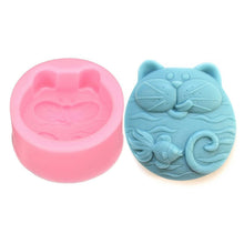 Load image into Gallery viewer, 3D Mold DIY New Cat Fish Craft Art Silicone Molds for Home Homemade Soap Aromatherapy Candle Cake Decoration
