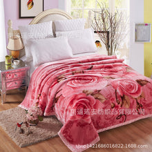 Lade das Bild in den Galerie-Viewer, Thickened Laschel Blanket Cover Blanket Winter Super Soft Double-Layer Wedding Blanket Flannel
