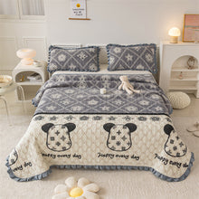Load image into Gallery viewer, Autumn and Winter Thickening Milk Fiber Three-Piece Quilted Crystal Velvet Lace Thermal Blanket Bed Sheet
