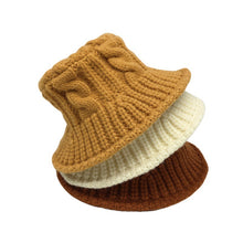 Lade das Bild in den Galerie-Viewer, Warm Winter Knit Beanie Hats Women's Autumn  Korean Style Vintage Twist Wool Unisex
