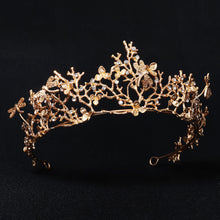 Lade das Bild in den Galerie-Viewer, Simple Alloy Rhinestone Bridal Headdress Golden Crown
