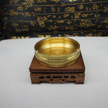 Lade das Bild in den Galerie-Viewer, Ashtray Brass Five Cattle Copper Crafts Office Pure Copper Ornaments Five Tigers Creative Copper Products Metal Copper Ware
