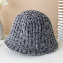 Lade das Bild in den Galerie-Viewer, Warm Winter Knit Beanie Hats Korean Style Pure Color Japanese Little Lady Autumn Unisex
