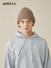 Lade das Bild in den Galerie-Viewer, Warm Winter Knit Beanie Hats Men's Autumn and Winter Wild Fashionable Warm Korean Wool Unisex
