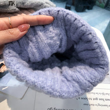 Lade das Bild in den Galerie-Viewer, Warm Winter Knit Beanie Hats Hemp Pattern Hat Women Street Travel Outdoor Unisex
