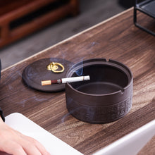 Load image into Gallery viewer, Ashtray Windproof  Creative Business Gift Hotel Bar  Decorations Ashtray
