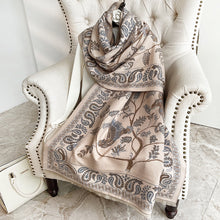 Lade das Bild in den Galerie-Viewer, Women's Scarf Shawl Outer Match Winter Office Nap Blanket Cheongsam Blanket Cashmere-like Tassel Warm
