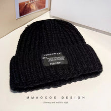 Lade das Bild in den Galerie-Viewer, Warm Winter Knit Beanie Hats Face-Looking Small Oversized Loose Wool Women Temperament Ear Protection Unisex
