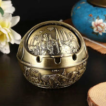 Lade das Bild in den Galerie-Viewer, Ashtray Personalized Trendy Home Living Room Prevent Fly Ash Style Sealed Imitation Pure Copper Ashtray
