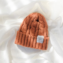 Lade das Bild in den Galerie-Viewer, Warm Winter Knit Beanie Hats Pure Color Japanese Twisted Woolen Yarn Women Korean Style Unisex
