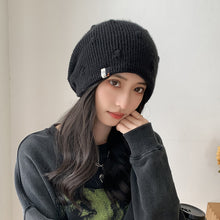 Lade das Bild in den Galerie-Viewer, Warm Winter Knit Beanie Hats Celebrity Same Pullover Pile Style Autumn and Winter Outdoor Keep Warm Unisex
