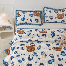 Load image into Gallery viewer, Autumn and Winter Thickening Milk Fiber Three-Piece Quilted Crystal Velvet Lace Thermal Blanket Bed Sheet

