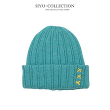 Lade das Bild in den Galerie-Viewer, Warm Winter Knit Beanie Hats  Wool Women Korean Style Autumn and Winter Solid Color Warm Outdoor Male Unisex
