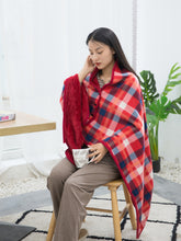 Lade das Bild in den Galerie-Viewer, Soft Multi-Purpose Nap Lunch Break Shawl Blanket Thickened Flannel Blanket Autumn and Winter Lazy Blanket
