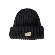 Lade das Bild in den Galerie-Viewer, Warm Winter Knit Beanie Hats New Style Women's Japanese Closed Toe Autumn All-Match Fashion Wool Unisex
