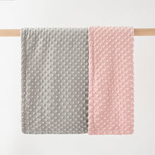Lade das Bild in den Galerie-Viewer, Spring and Autumn Comfort Newborn Swaddling Quilt Baby Blanket Children's Nap Air Conditioning Blanket Small Quilt
