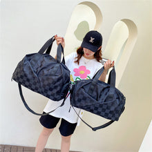 Lade das Bild in den Galerie-Viewer, Backpack Women Portable travel  Multi-Functional Dry Wet Separation Waterproof Sports Gym shoulder bag
