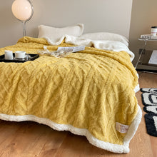 Lade das Bild in den Galerie-Viewer, Autumn And Winter Thickening Blanket Tower Cashmere Lambswool Cover Blanket Nap Blanket Casual Blanket
