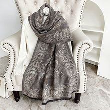 Lade das Bild in den Galerie-Viewer, Women's Scarf Shawl Outer Match Winter Office Nap Blanket Cheongsam Blanket Cashmere-like Tassel Warm
