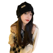 Lade das Bild in den Galerie-Viewer, Warm Winter Knit Beanie Hats Women  Versatile Student Good-looking Street Toe Cap Unisex
