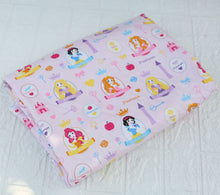Lade das Bild in den Galerie-Viewer, Children's Spring Blanket Cotton Double Layer Cover Blanket Air Conditioning Blanket Autumn and Winter Comfort Quilt Small Blanket
